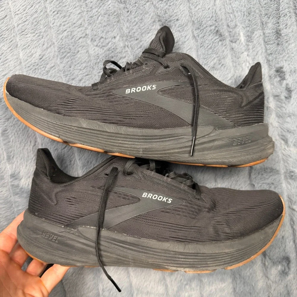Brooks Revel 6 Mens Running Shoes Black Gum 1104681D072 Size 12